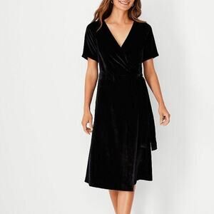 Ann Taylor Black Velvet Wrap Dress For Women New With Tags Size 2